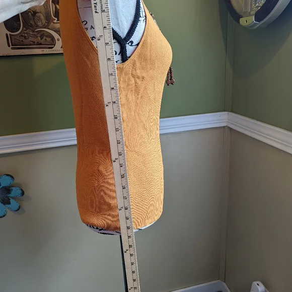 Ruby Rd. top - Picture 5 of 9